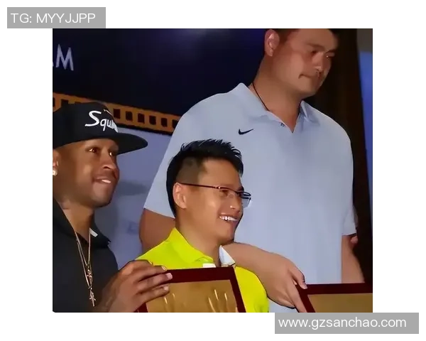 姚明亲历扣篮瞬间感受篮球魅力与激情的交融