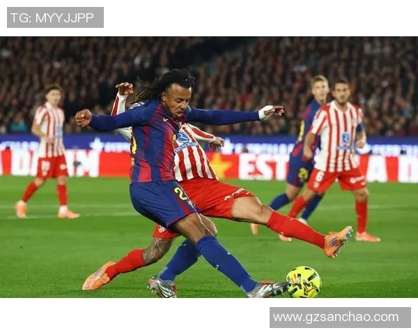 西甲惊天逆转热刺4-3力克巴萨争议判罚引发全场热议