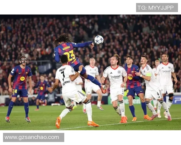 中超精彩对决里昂逆转巴萨全场沸腾瞬间回顾与分析