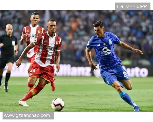 德甲精彩对决波尔图逆转热刺帽子戏法点燃全场激情 德甲精彩对决波尔图逆转热刺帽子戏法点燃全场激情